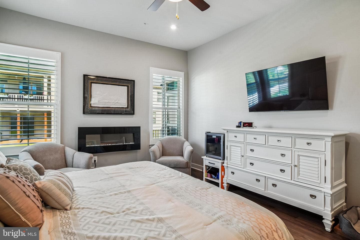 6126 Dock Street photo 11