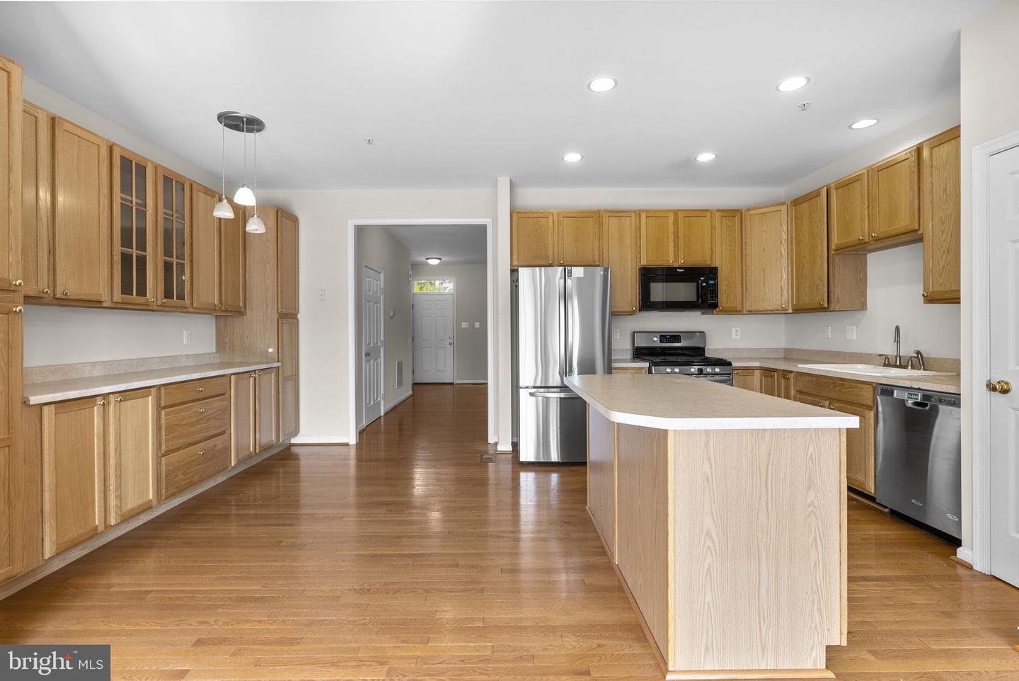 6647 Mcgrath Place photo 9