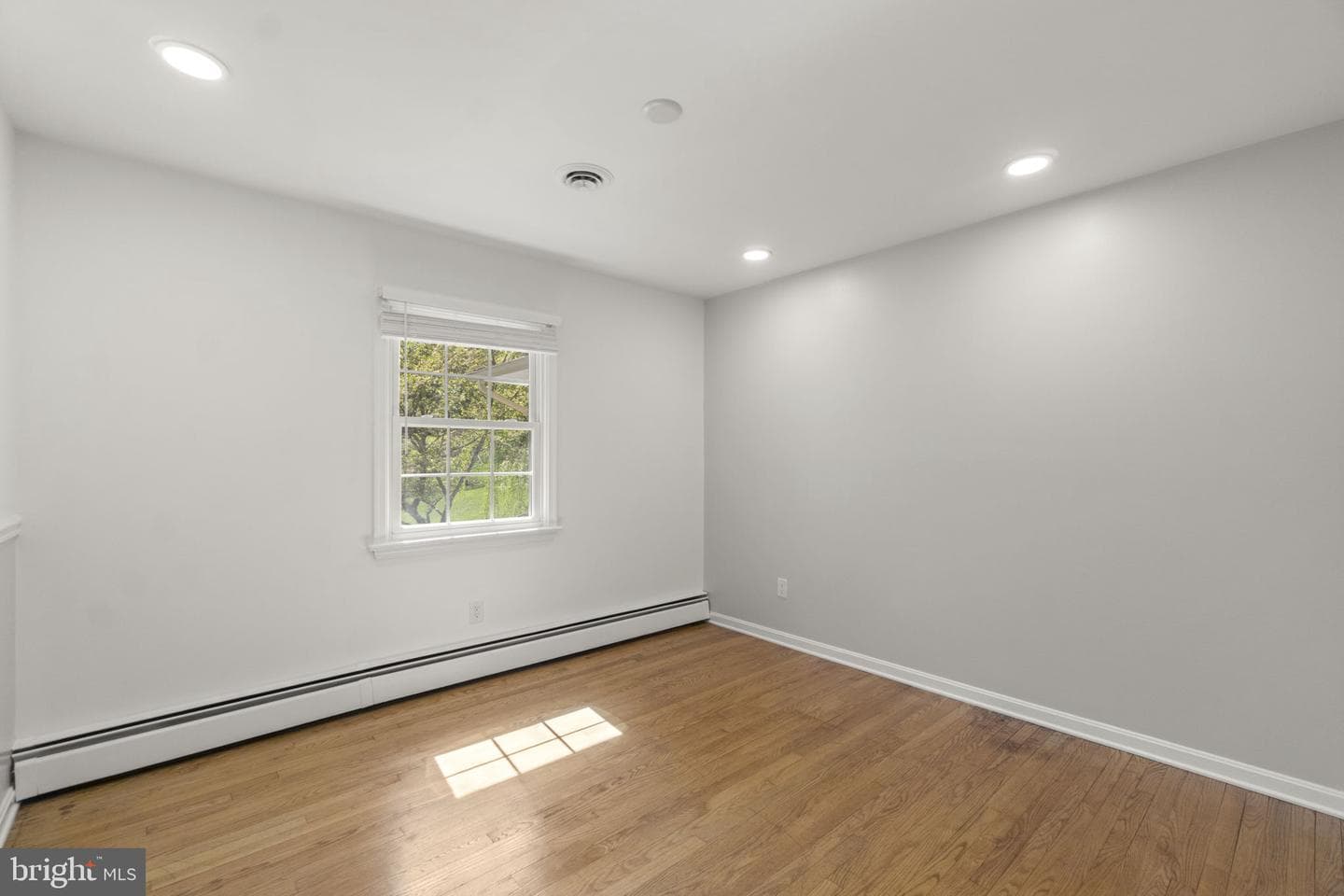 4295 Wendy Court photo 13
