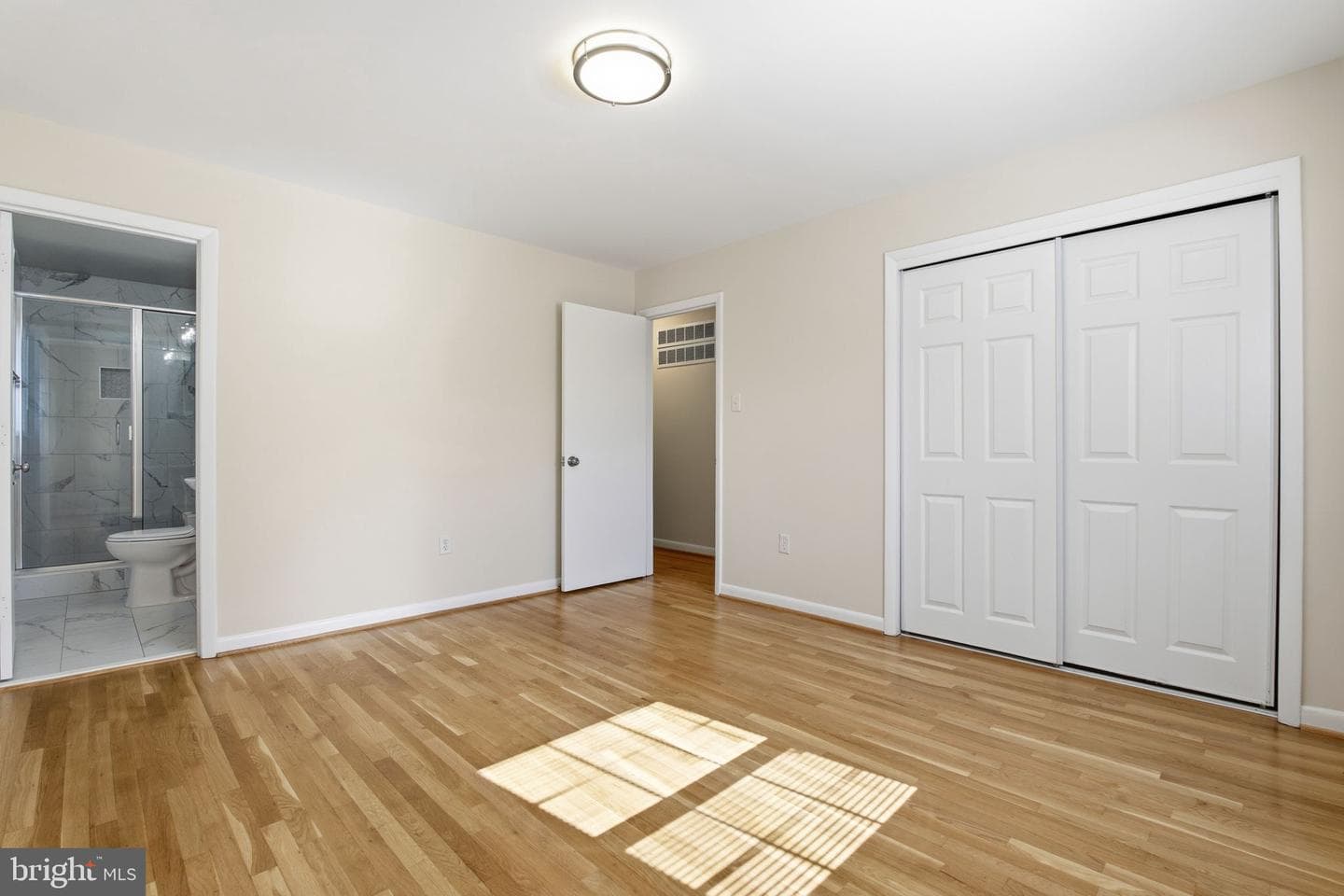 1307 Taney Avenue photo 18