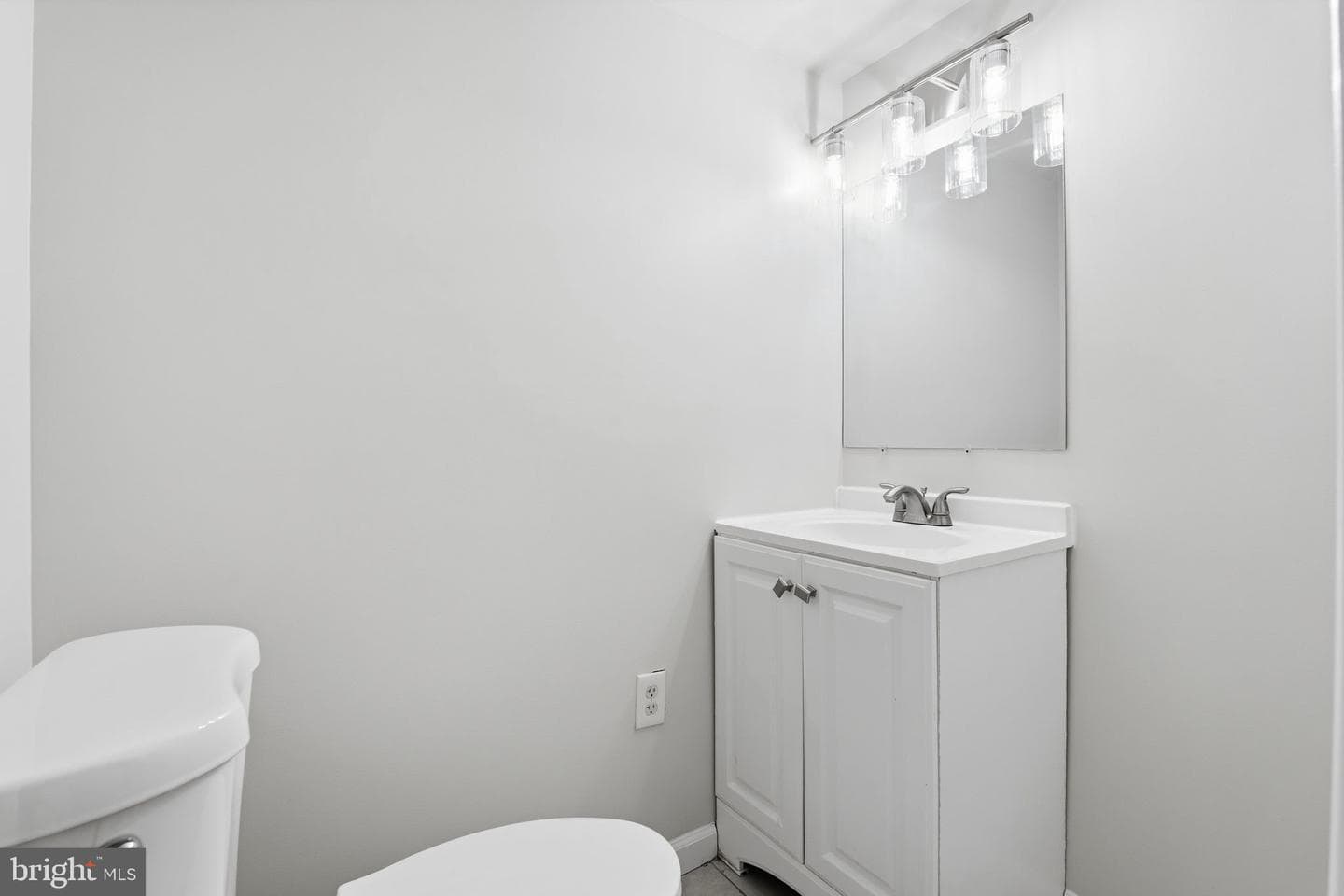 1307 Taney Avenue photo 22