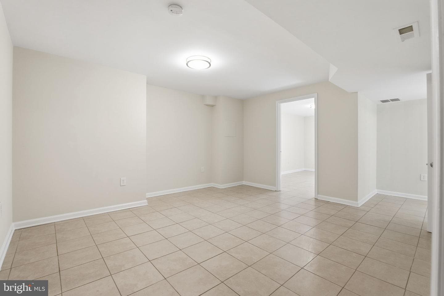 1307 Taney Avenue photo 27