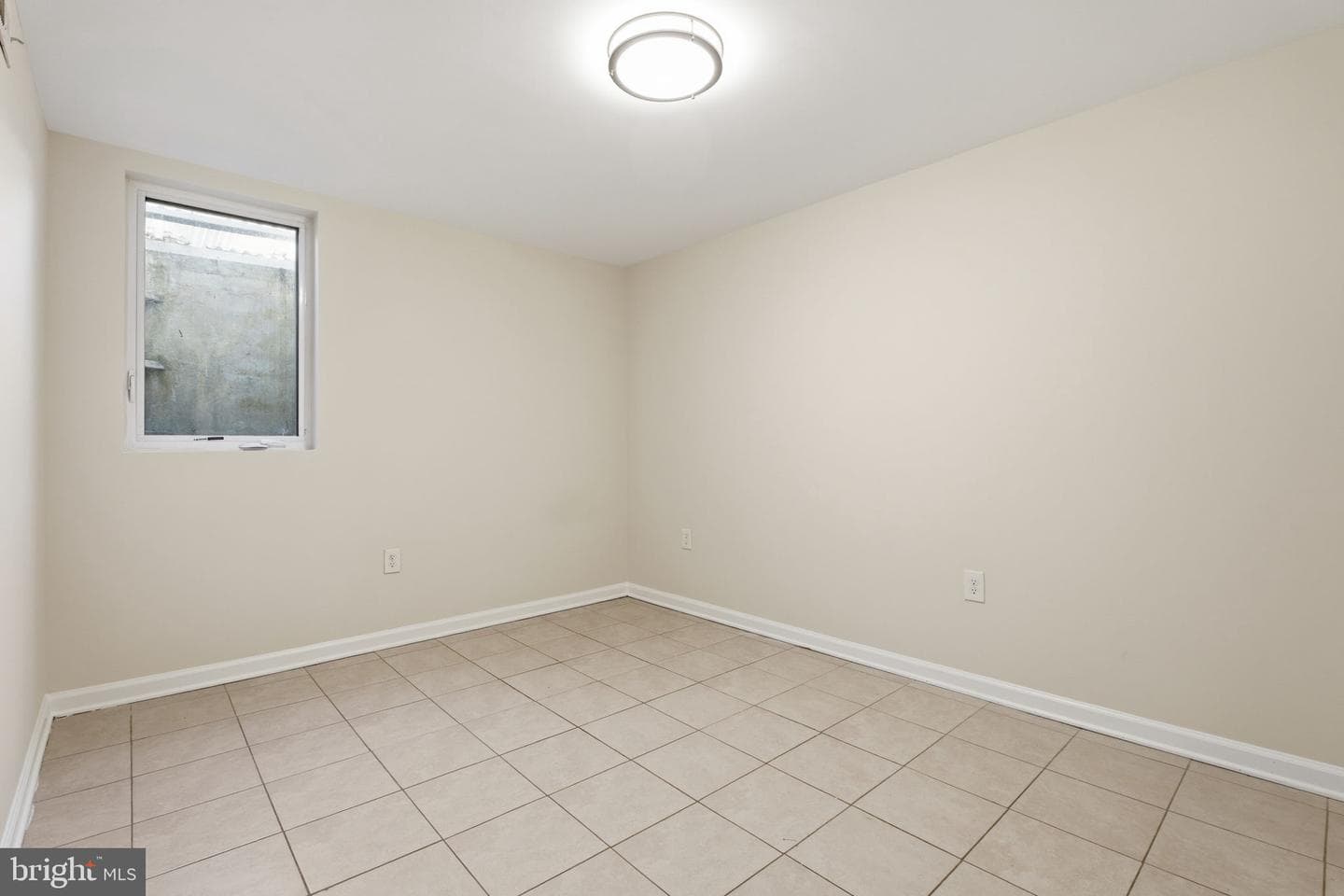 1307 Taney Avenue photo 28