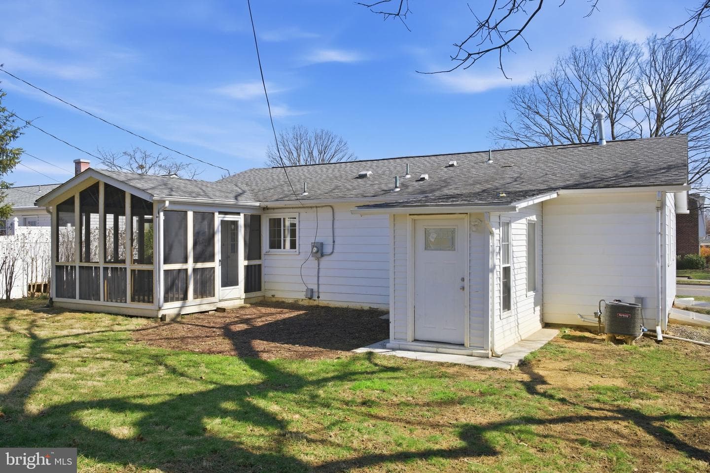 1307 Taney Avenue photo 31