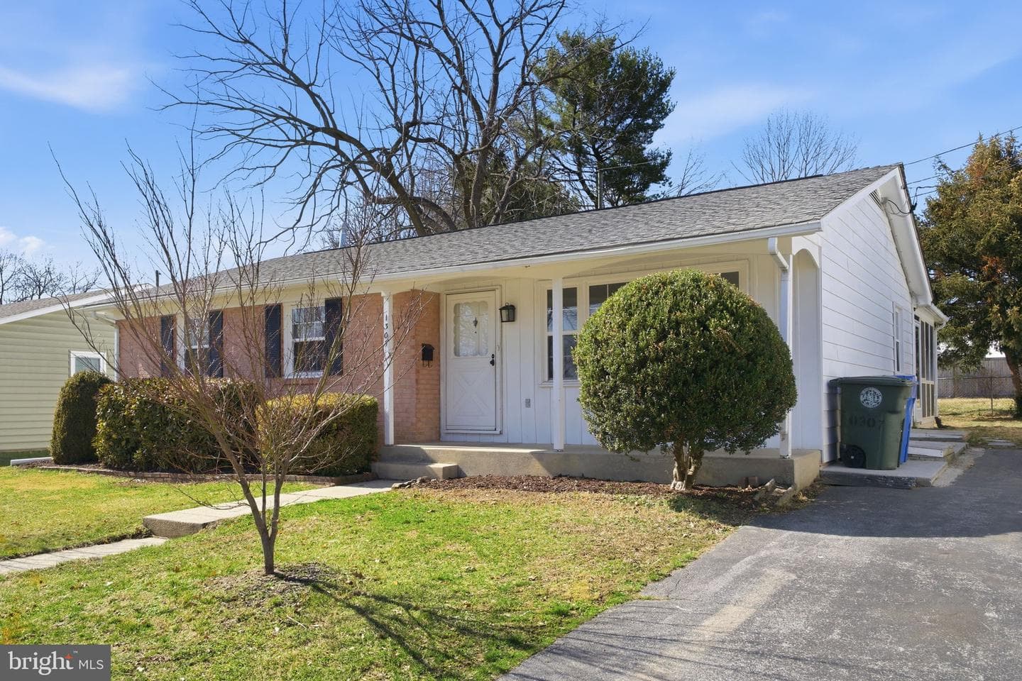 1307 Taney Avenue photo 33