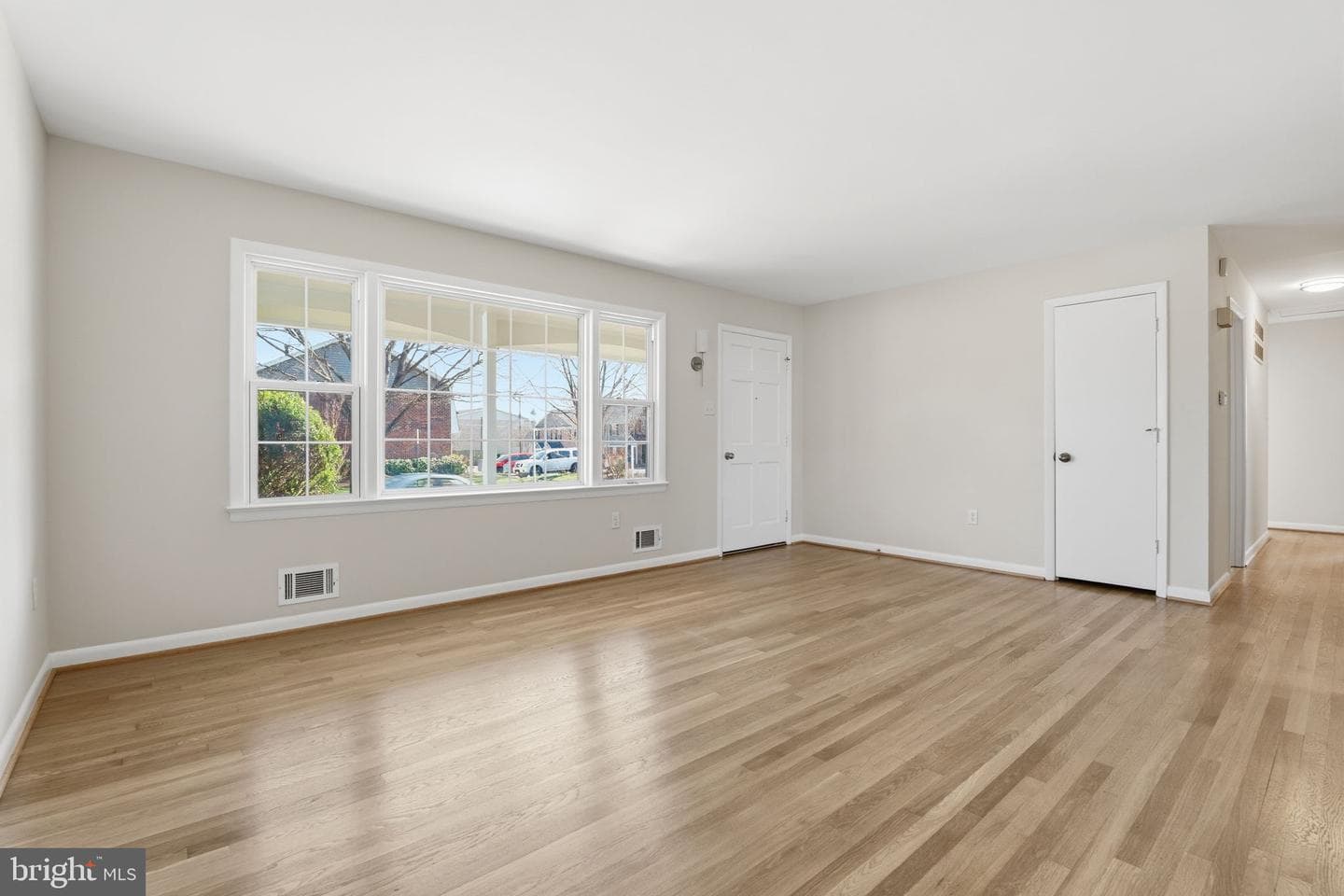 1307 Taney Avenue photo 8