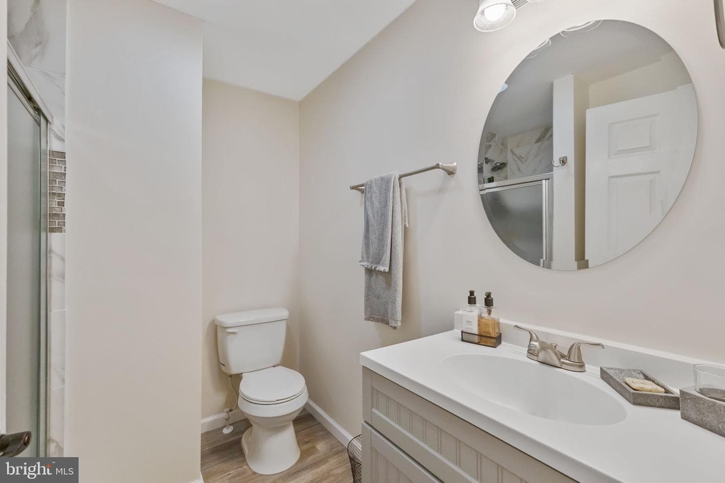 1820 Millstream Drive photo 23