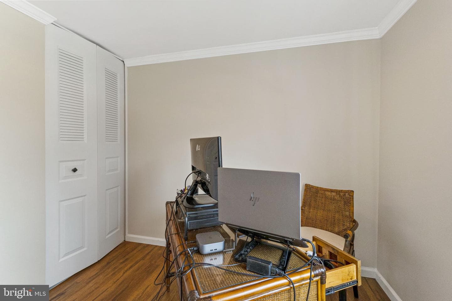 1820 Millstream Drive photo 34