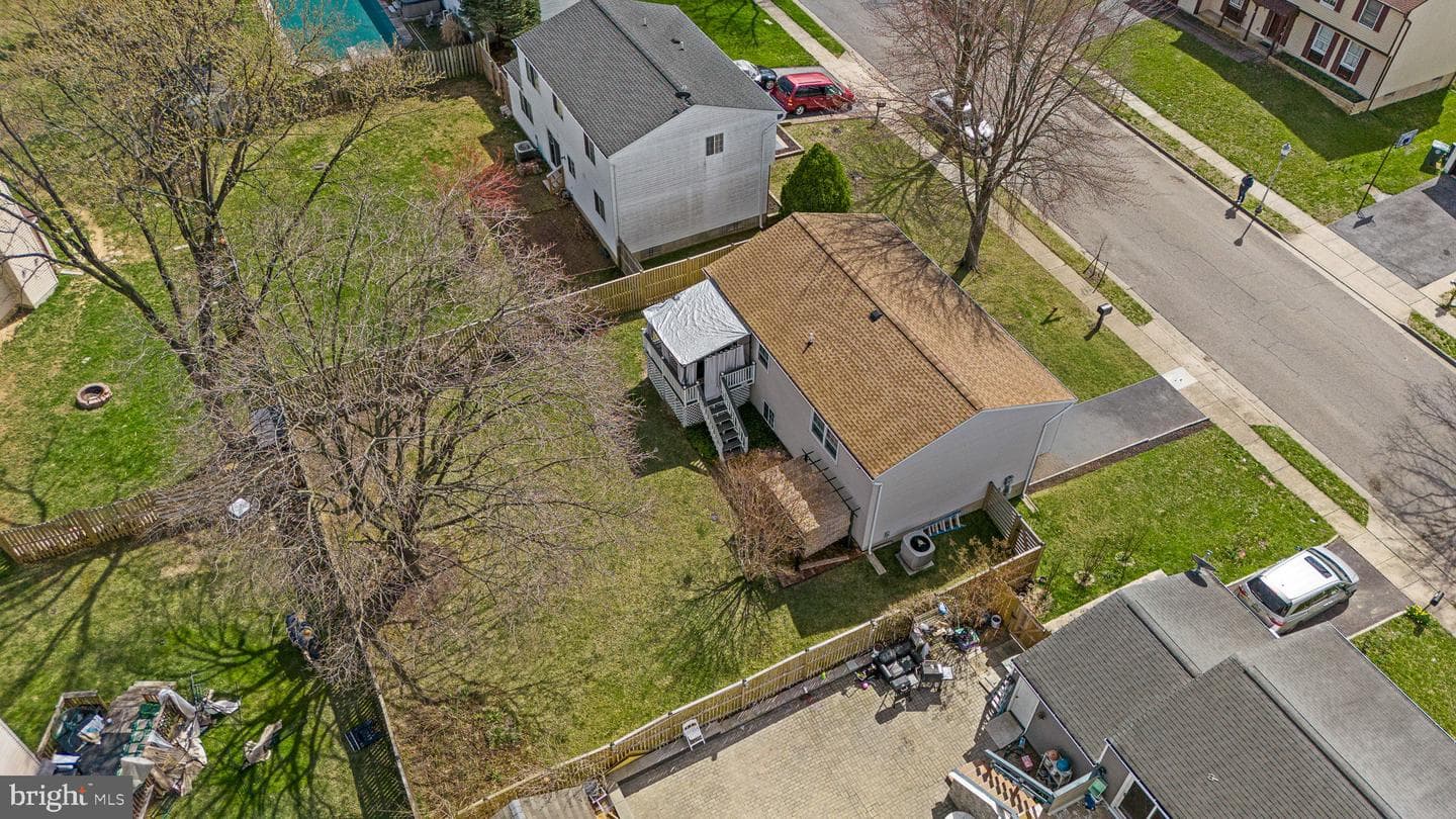 1820 Millstream Drive photo 4