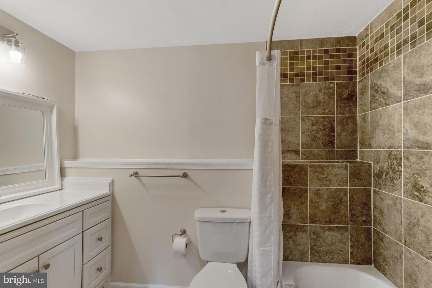 1820 Millstream Drive photo 40
