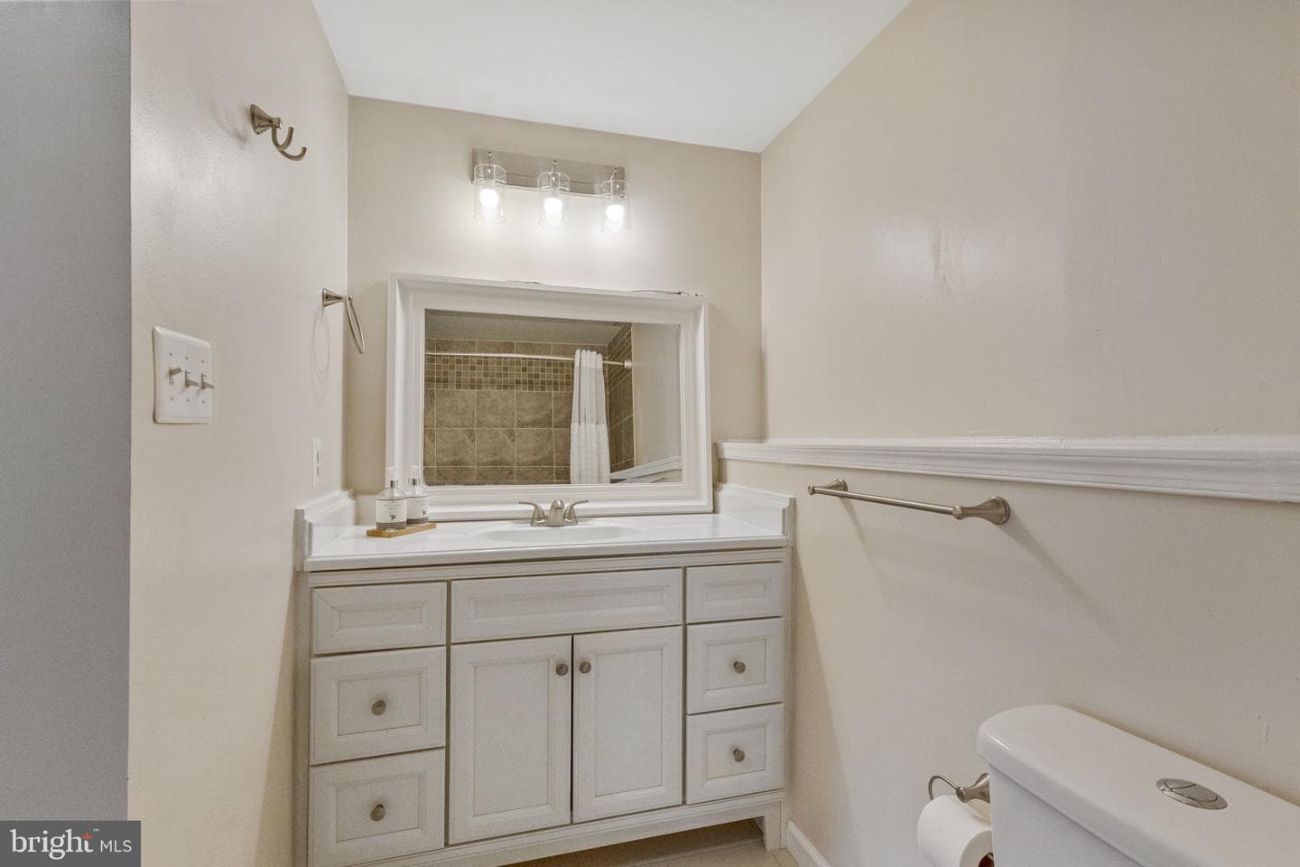 1820 Millstream Drive photo 41