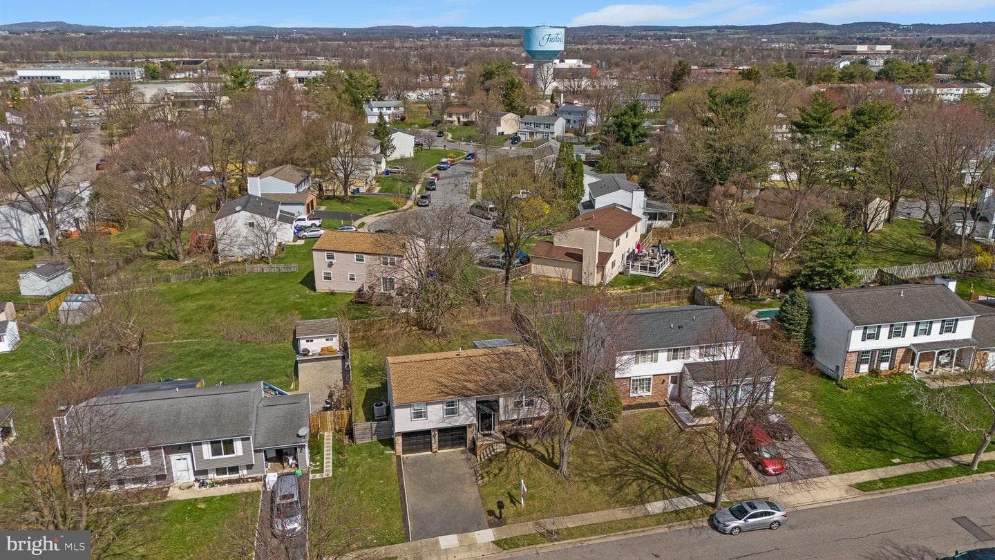 1820 Millstream Drive photo 6
