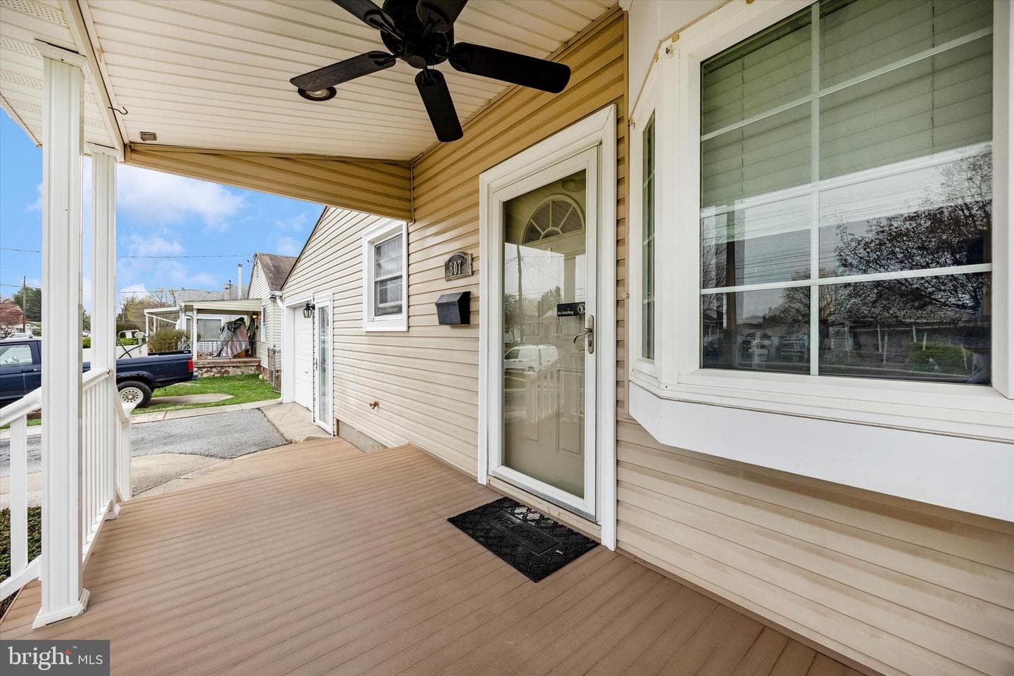 307 Redwood Avenue photo 21