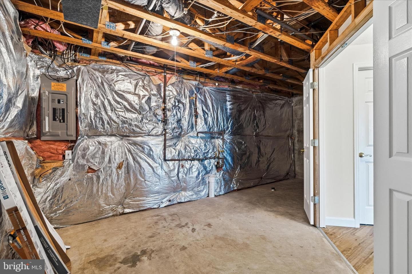 6414 View Point Court photo 26