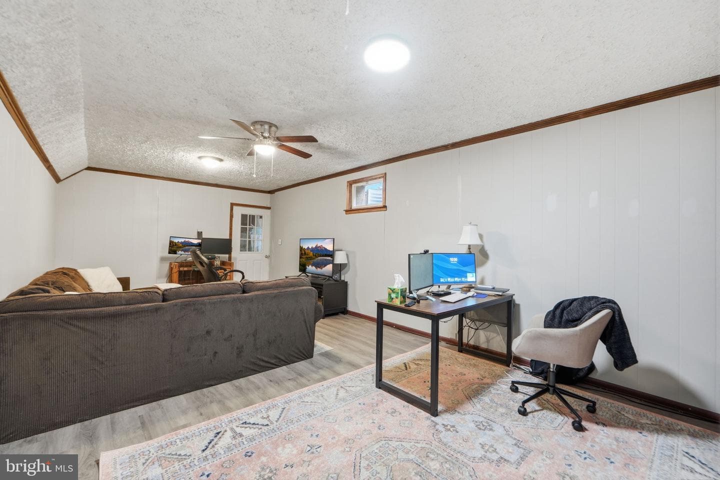 447 Center Street photo 21