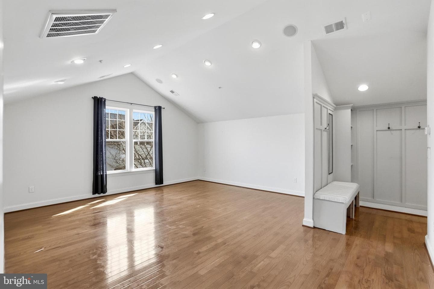 1414 Musgrove Alley photo 43