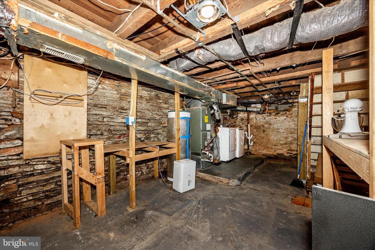 467 W South Street photo 33