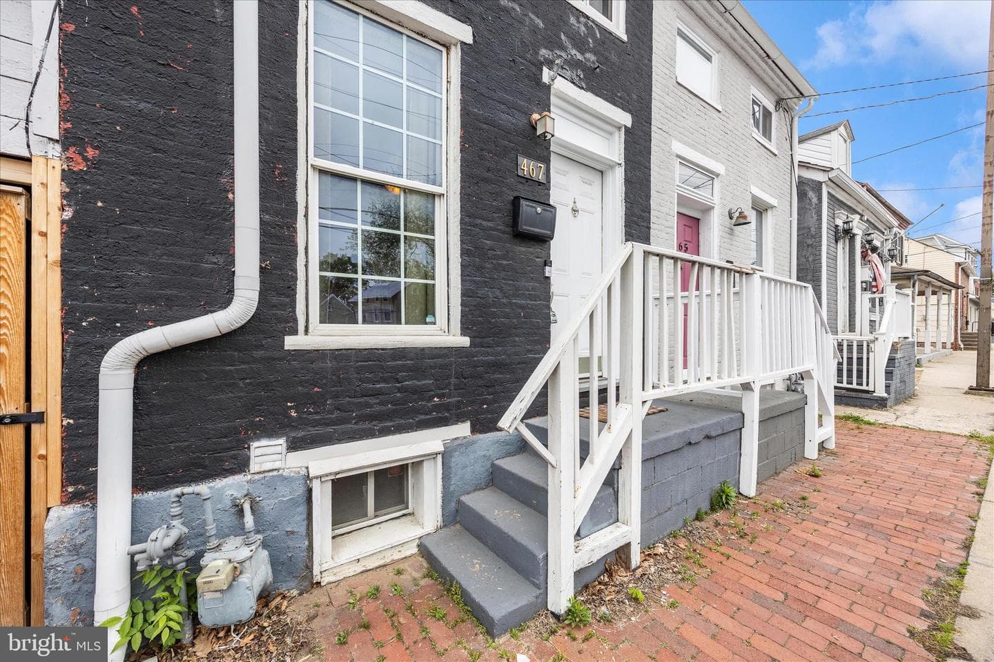 467 W South Street photo 38