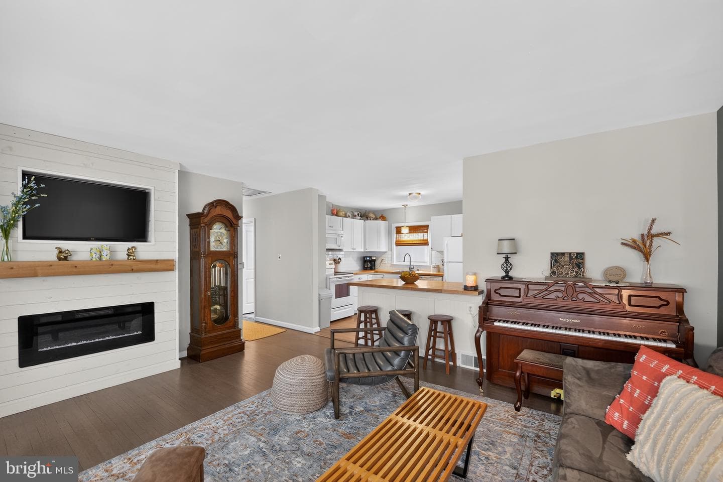 8354 Rocky Springs Road photo 6