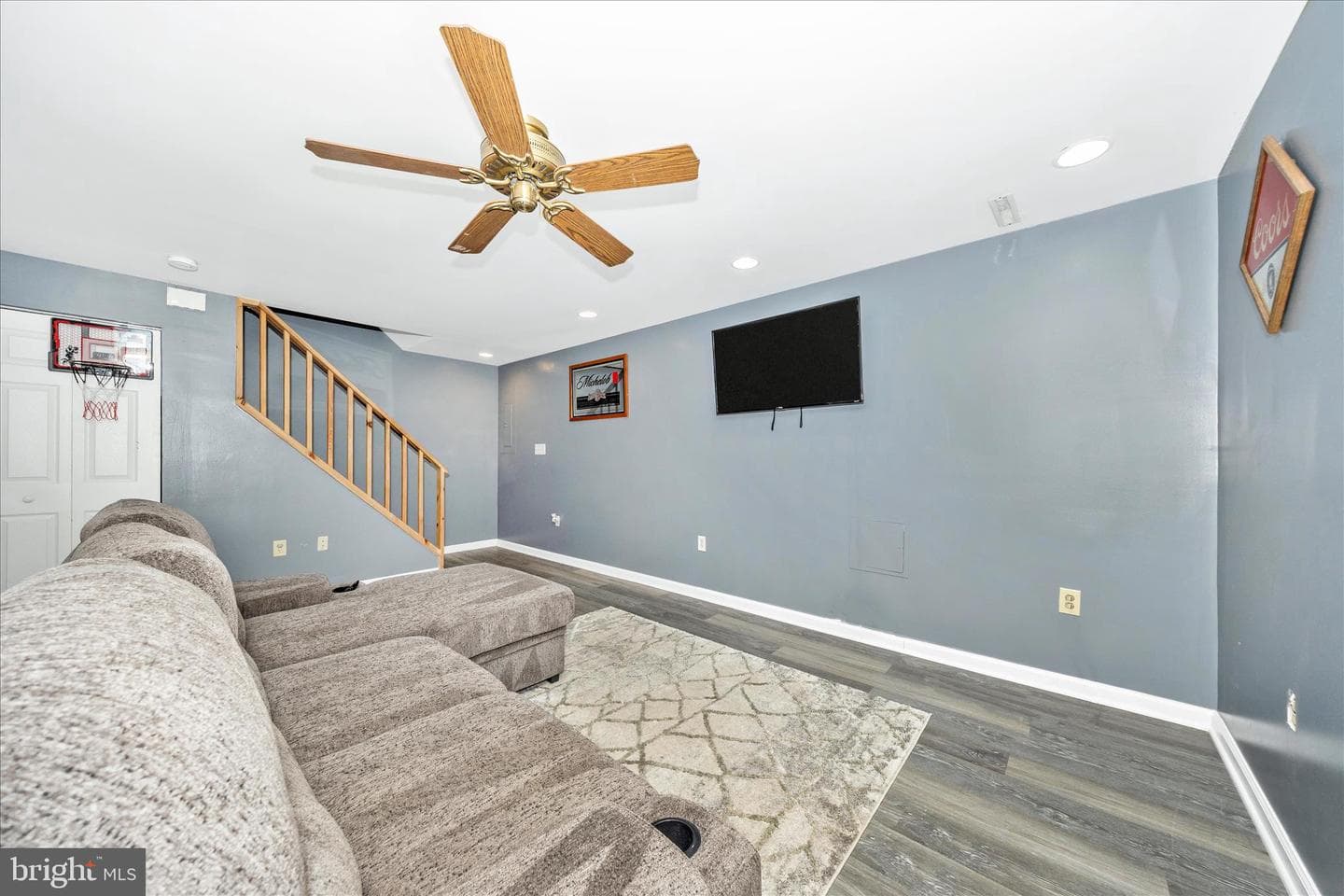 10747 Edgewood Court photo 27