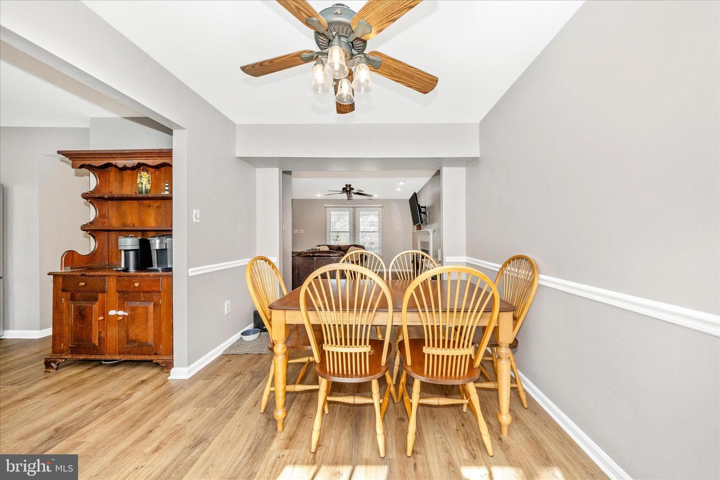 10747 Edgewood Court photo 7