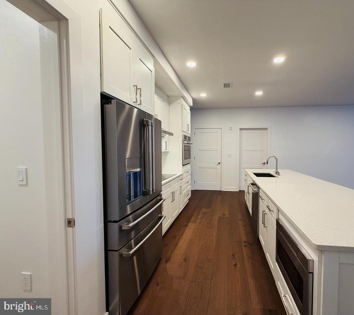 208 Second Street E #202 photo 6