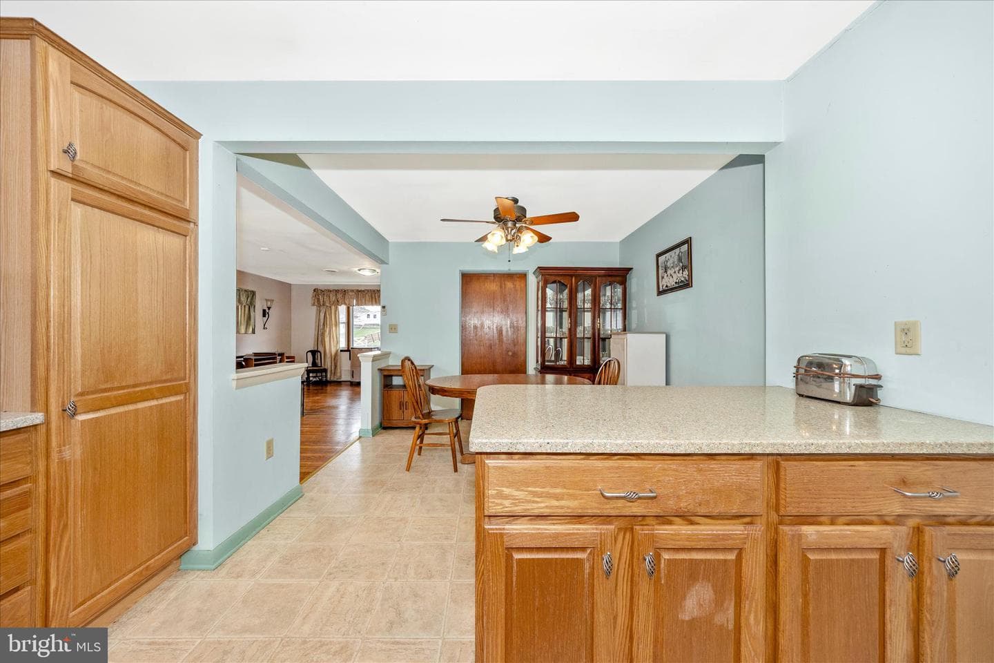 411 9th Avenue photo 16