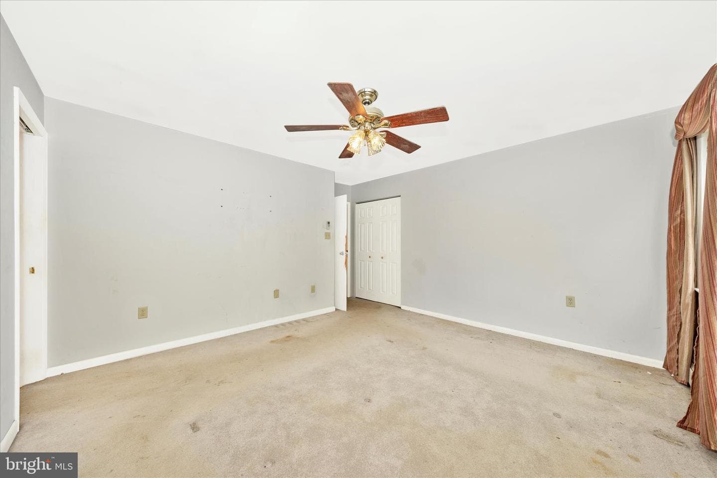 411 9th Avenue photo 23