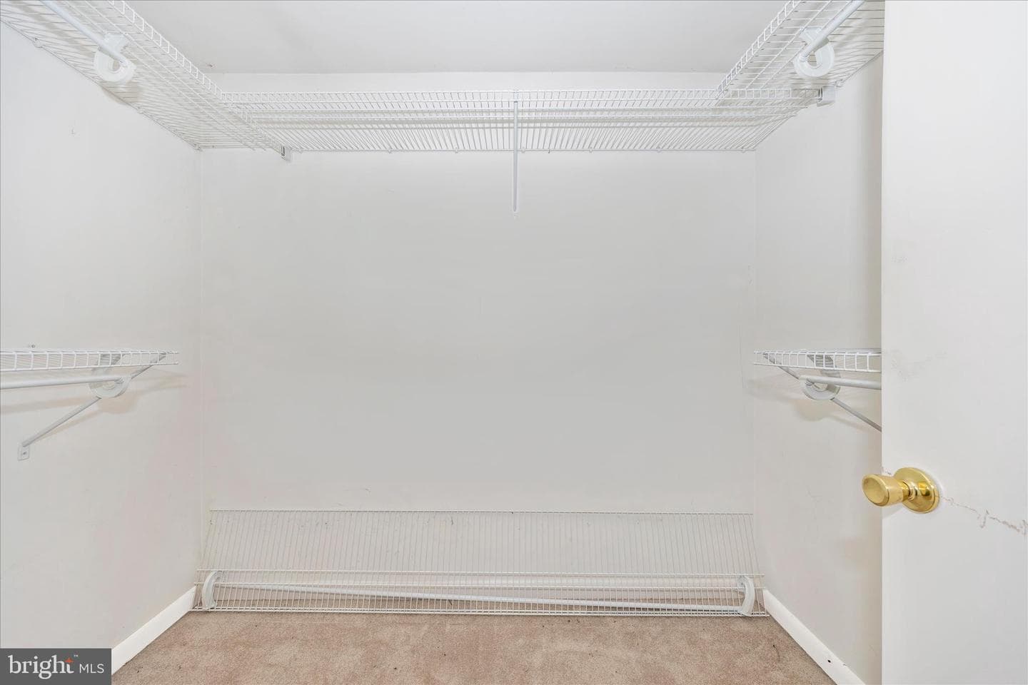 411 9th Avenue photo 24