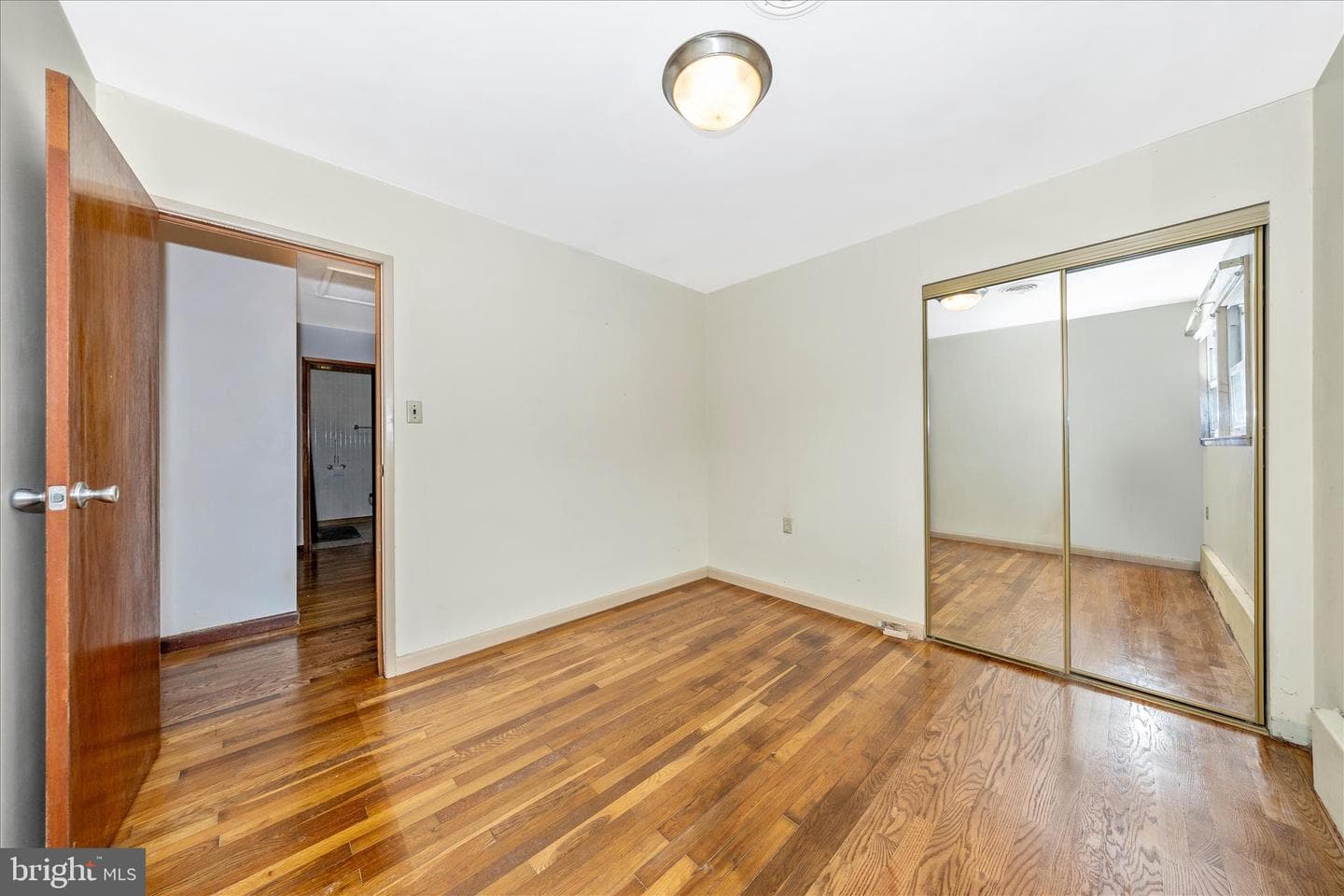 411 9th Avenue photo 31
