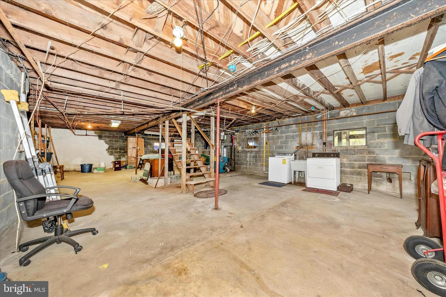 411 9th Avenue photo 35