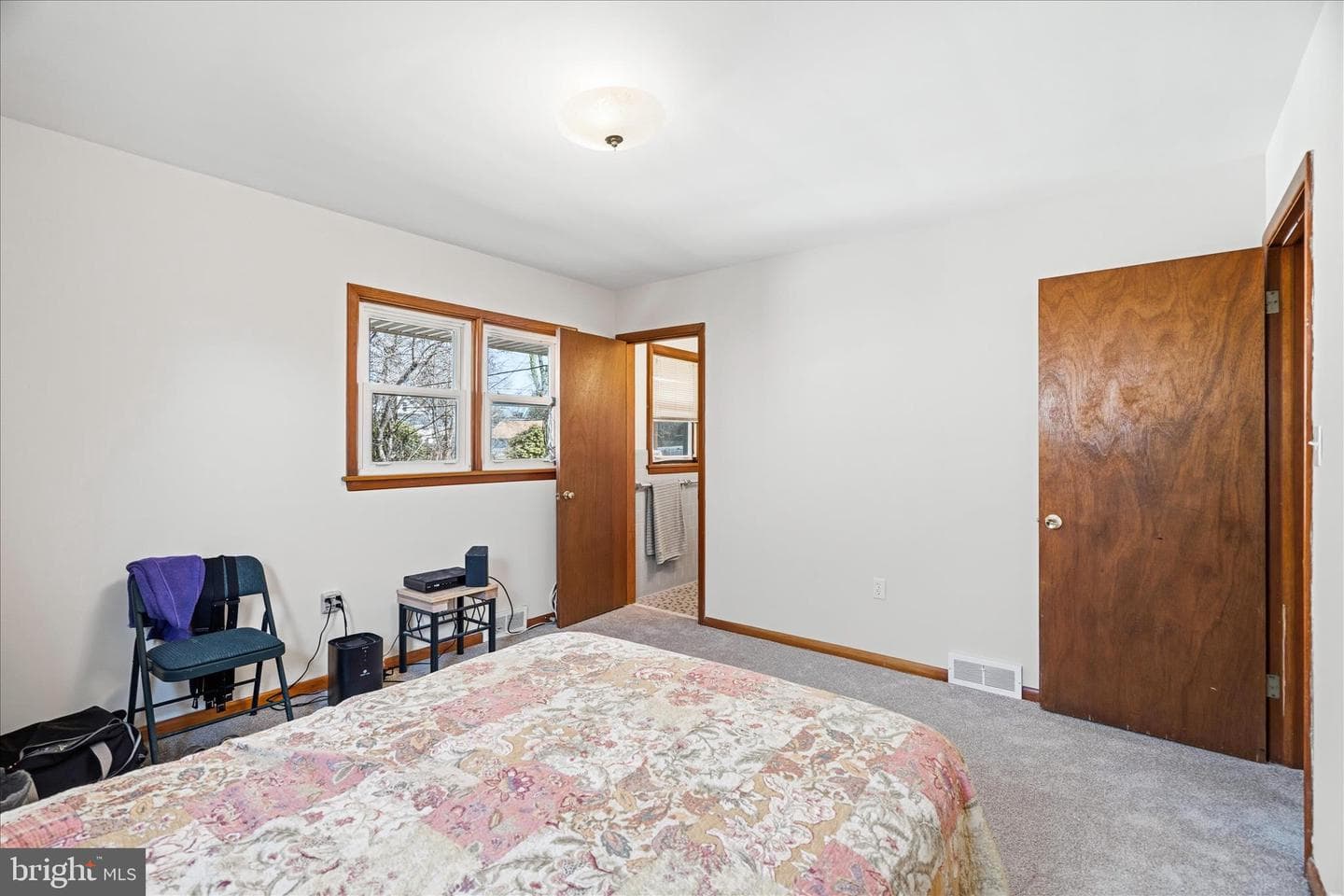 615 Taney Avenue photo 18