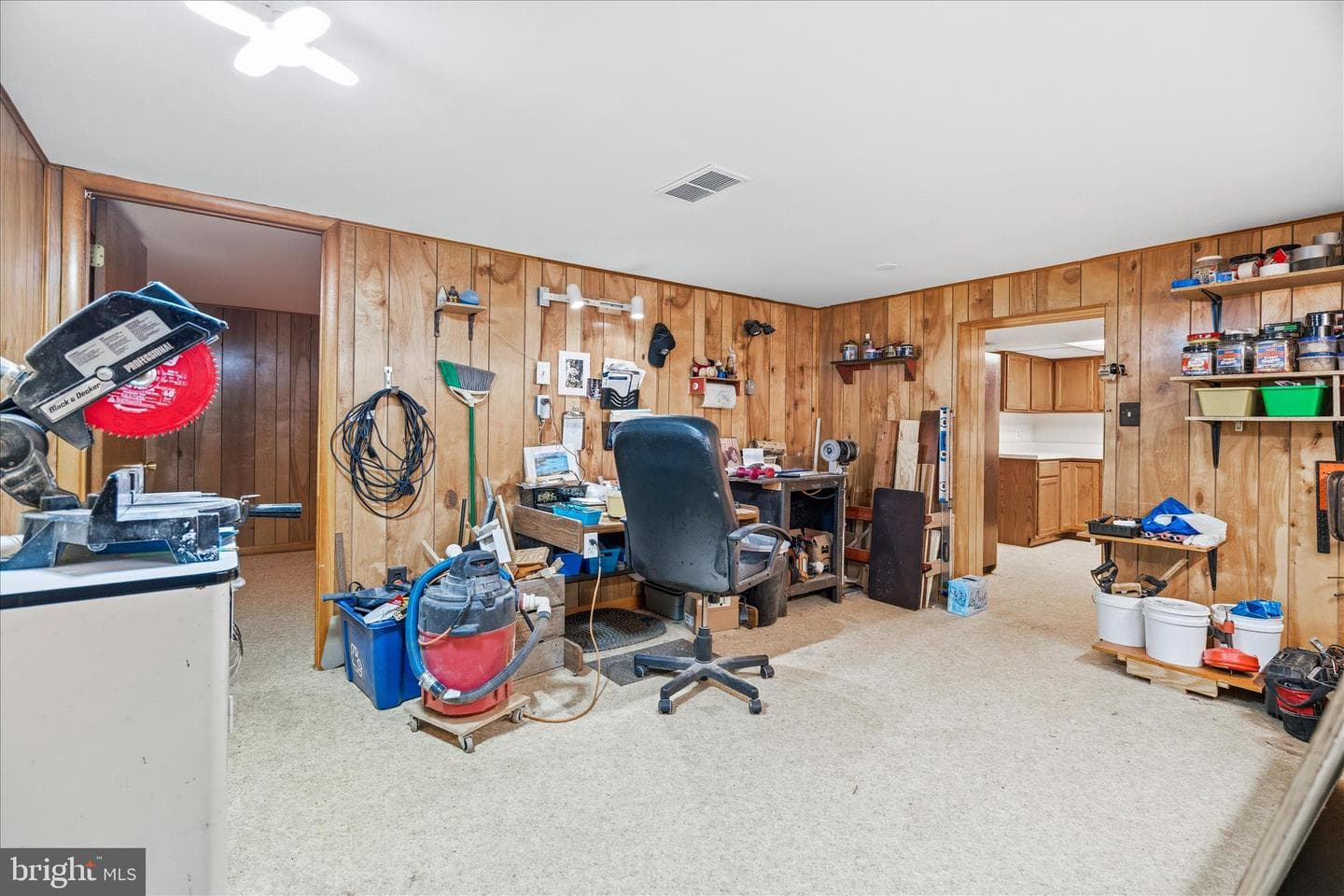 615 Taney Avenue photo 27