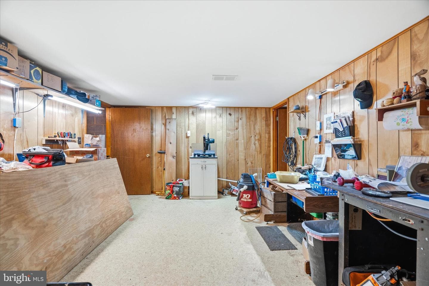 615 Taney Avenue photo 28