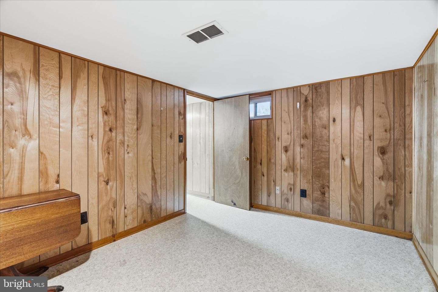 615 Taney Avenue photo 29