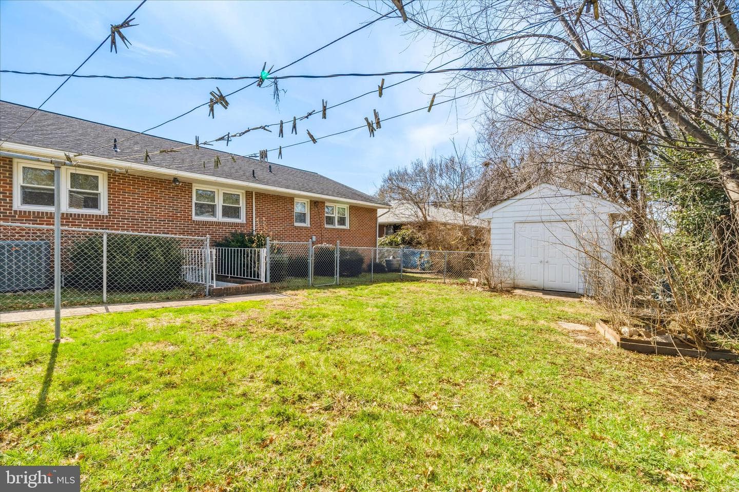 615 Taney Avenue photo 38