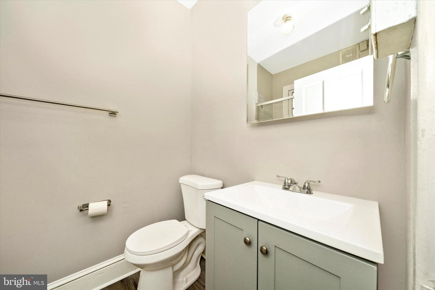 129 Fourth Street photo 26