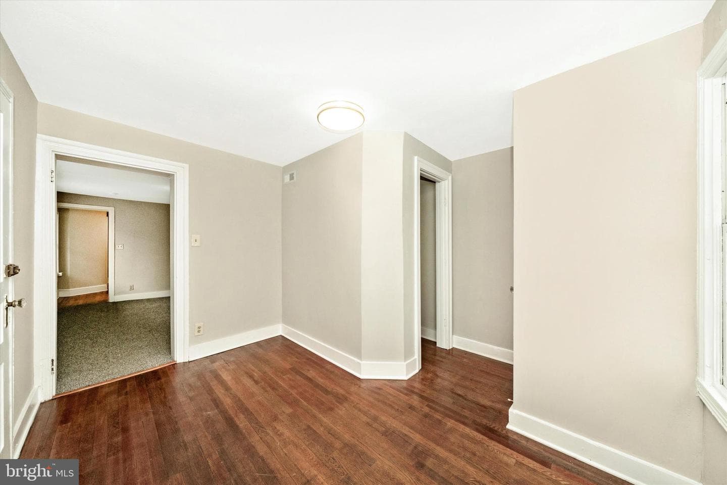 129 Fourth Street photo 42