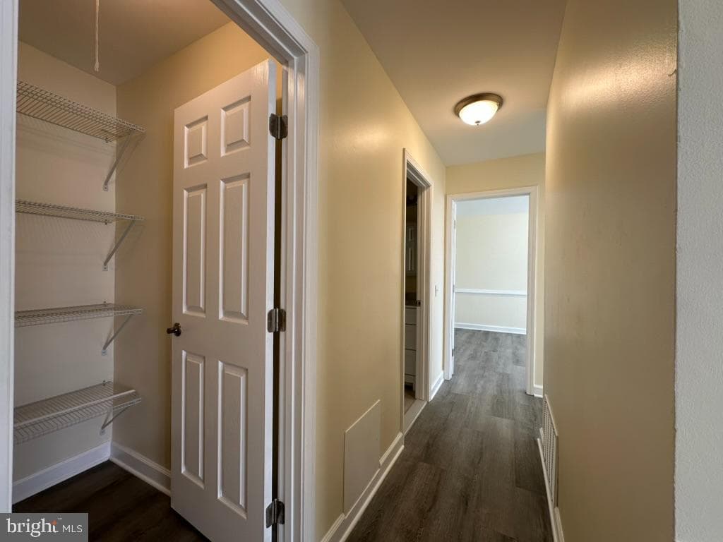 5804 Lantana Circle photo 17