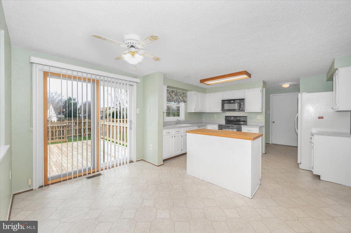 584 Pumphouse Road photo 13