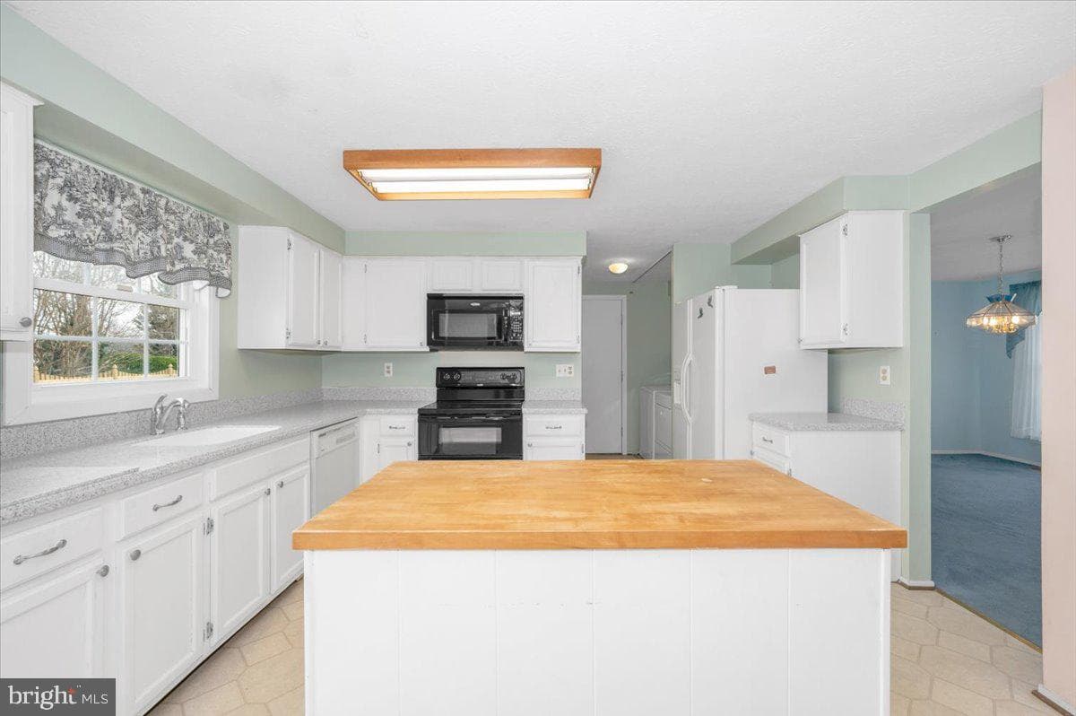 584 Pumphouse Road photo 14