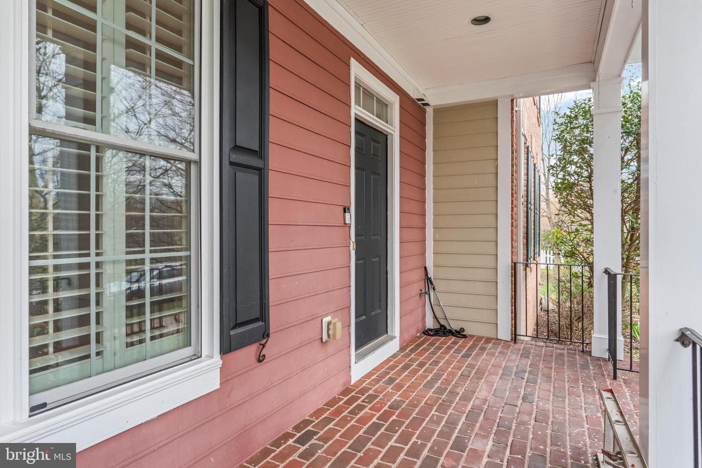 3838 Carriage Hill Drive photo 5