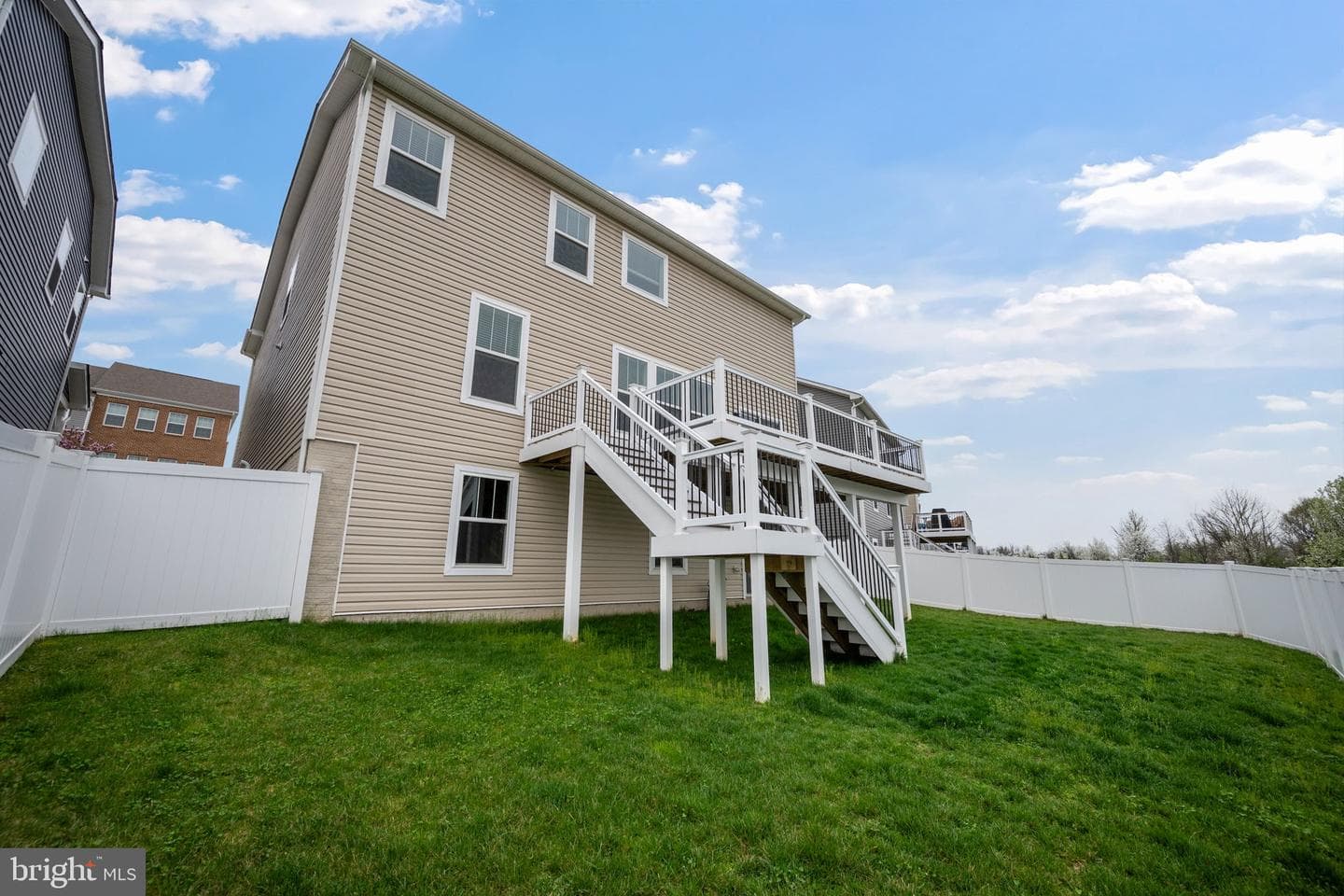 7026 Freedom Way photo 34