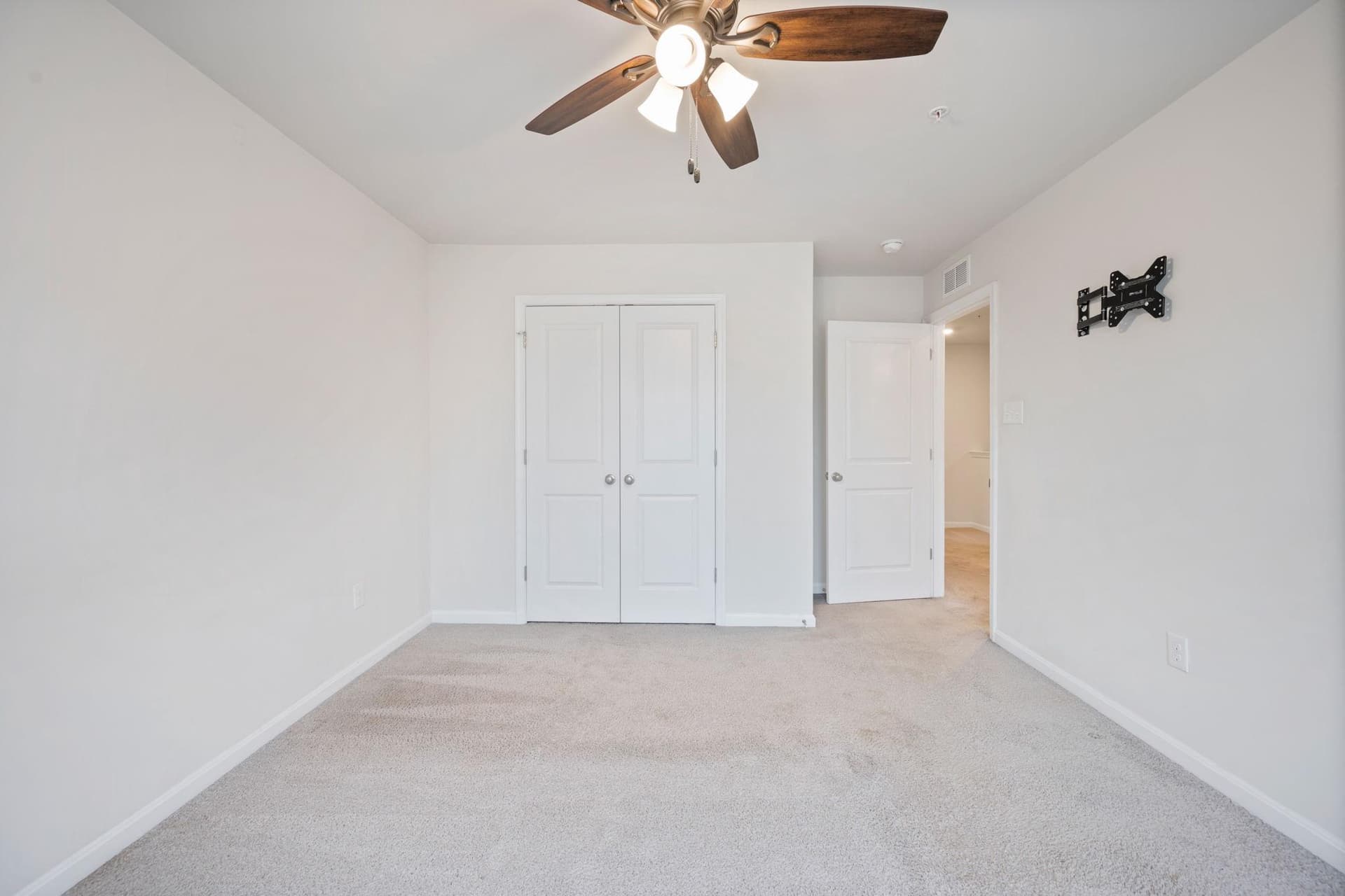 7026 Freedom Way photo 38