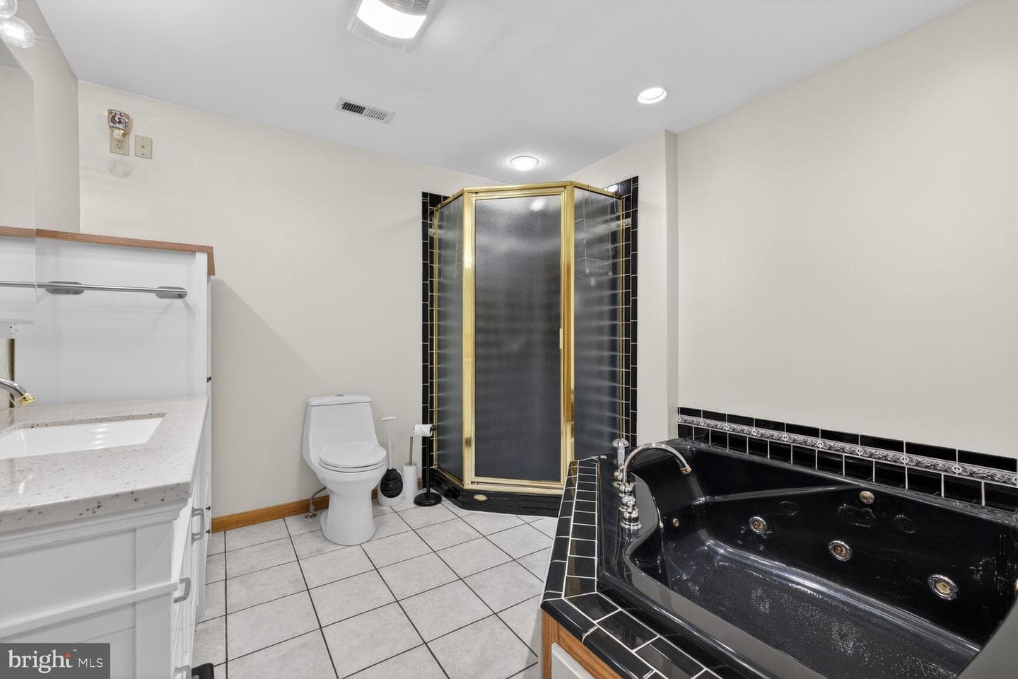 505 4th Avenue photo 20
