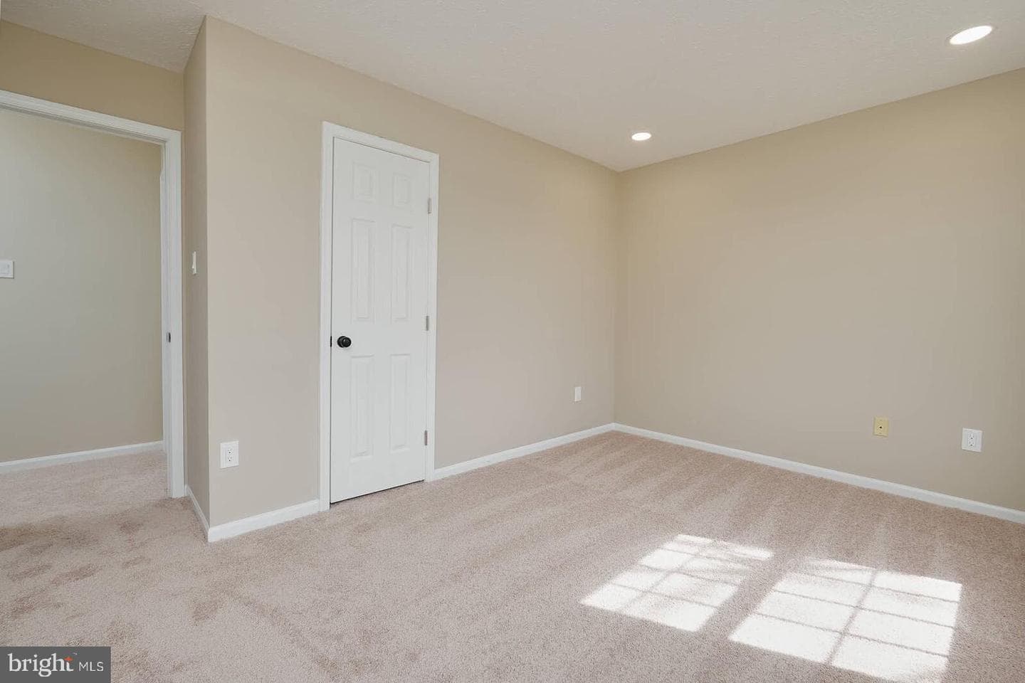 66 Fox Rock Drive photo 37