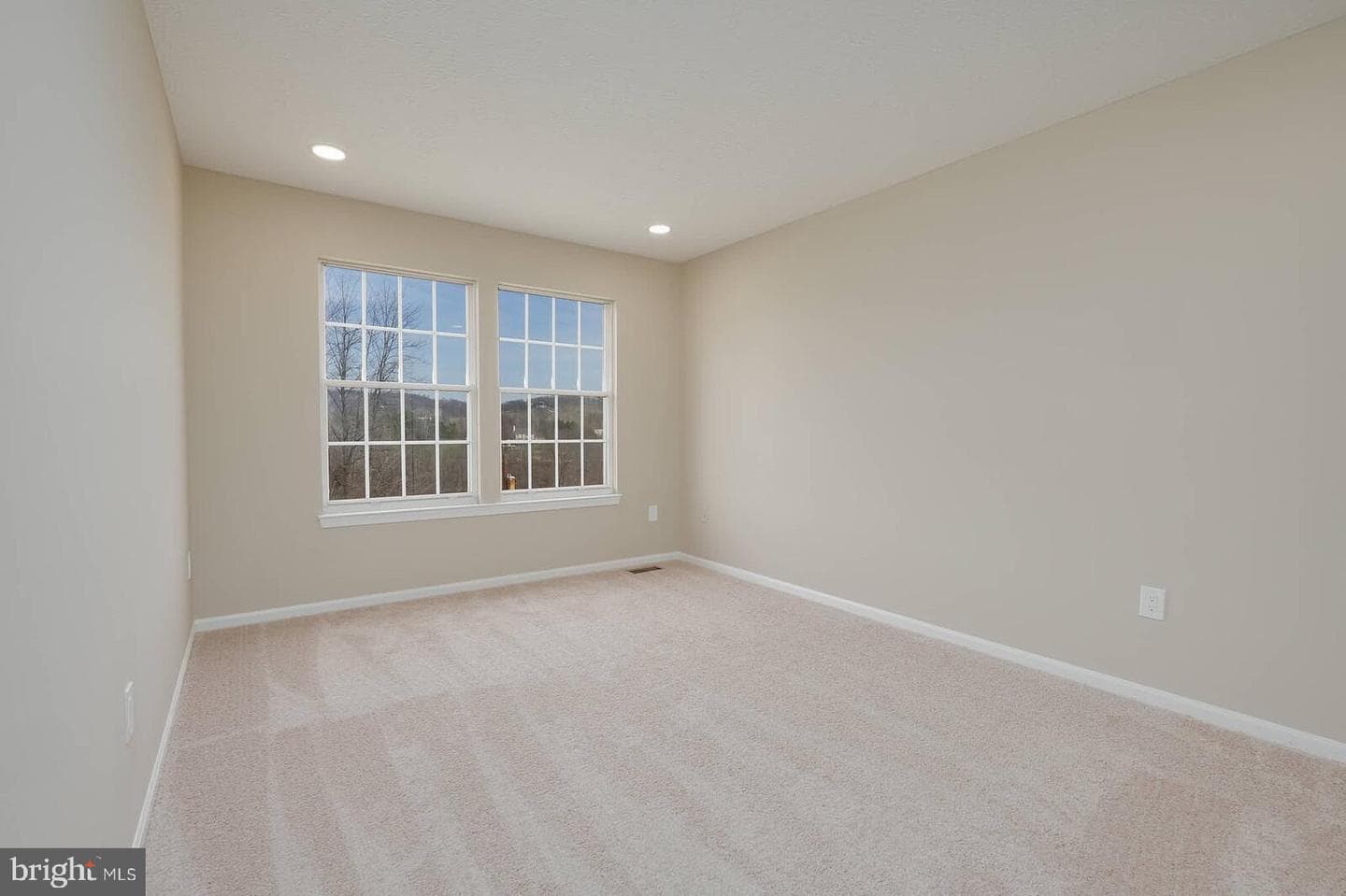66 Fox Rock Drive photo 38