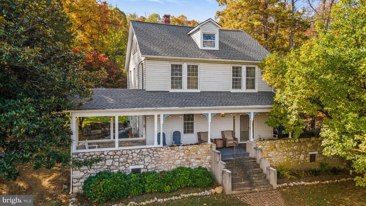 16916 Annandale Road photo 1