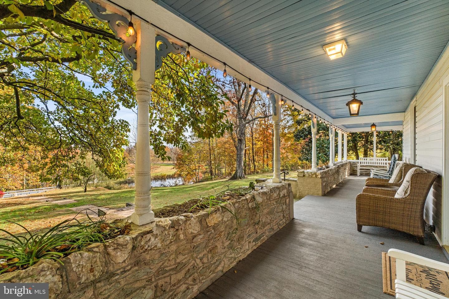 16916 Annandale Road photo 2