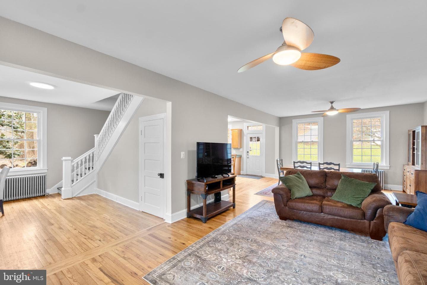 16916 Annandale Road photo 8